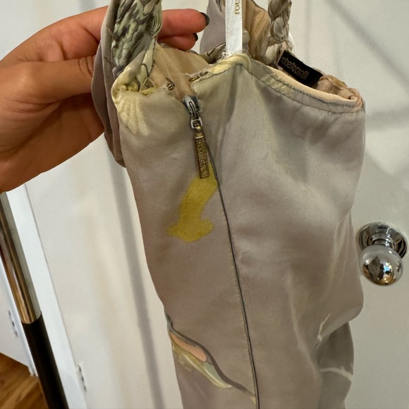 ROBERTO CAVALLI GRAY & FLORAL PEONT GOWN SIZE 38, STUNNING BALLGOWN - Picture 9 of 17